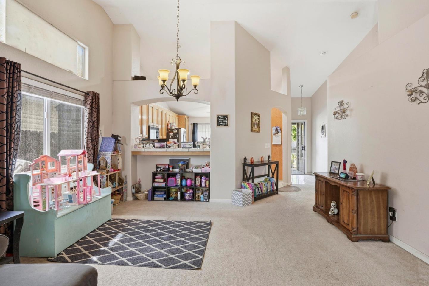 Detail Gallery Image 10 of 42 For 1876 Boalt Dr, Los Banos,  CA 93635 - 3 Beds | 2 Baths