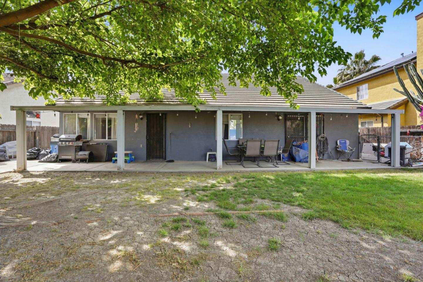 Detail Gallery Image 28 of 42 For 1876 Boalt Dr, Los Banos,  CA 93635 - 3 Beds | 2 Baths