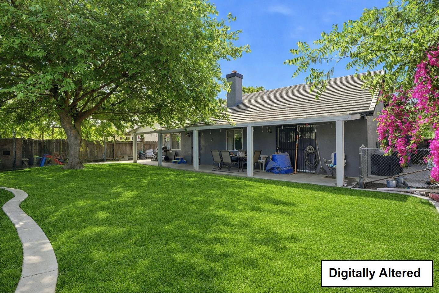 Detail Gallery Image 31 of 42 For 1876 Boalt Dr, Los Banos,  CA 93635 - 3 Beds | 2 Baths