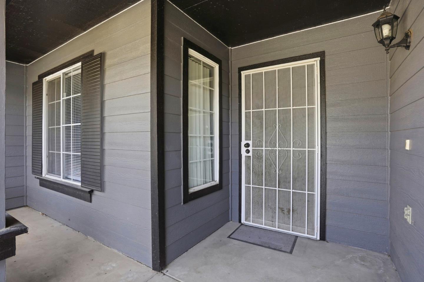 Detail Gallery Image 4 of 42 For 1876 Boalt Dr, Los Banos,  CA 93635 - 3 Beds | 2 Baths