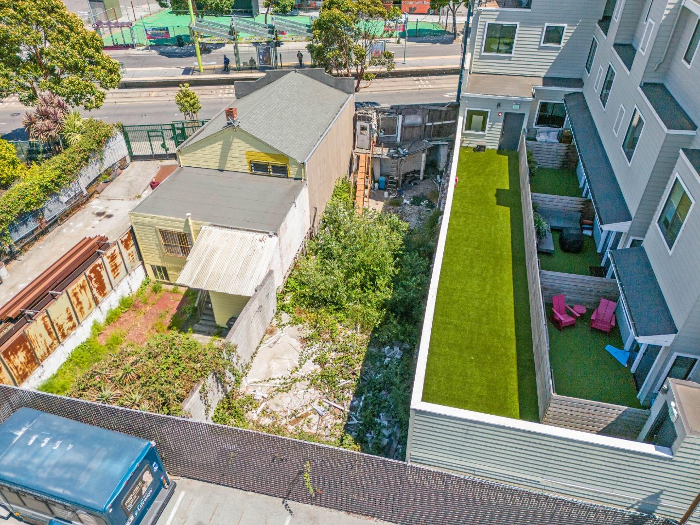 Detail Gallery Image 12 of 21 For 4128 3rd St, San Francisco,  CA 94124 - – Beds | – Baths