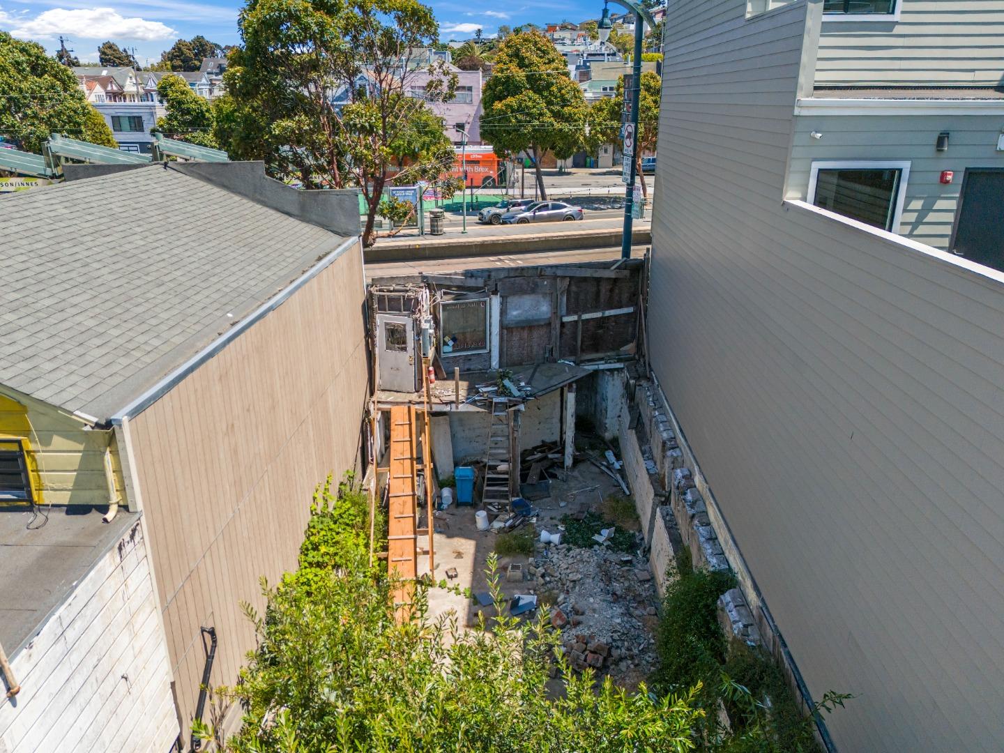 Detail Gallery Image 6 of 21 For 4128 3rd St, San Francisco,  CA 94124 - – Beds | – Baths