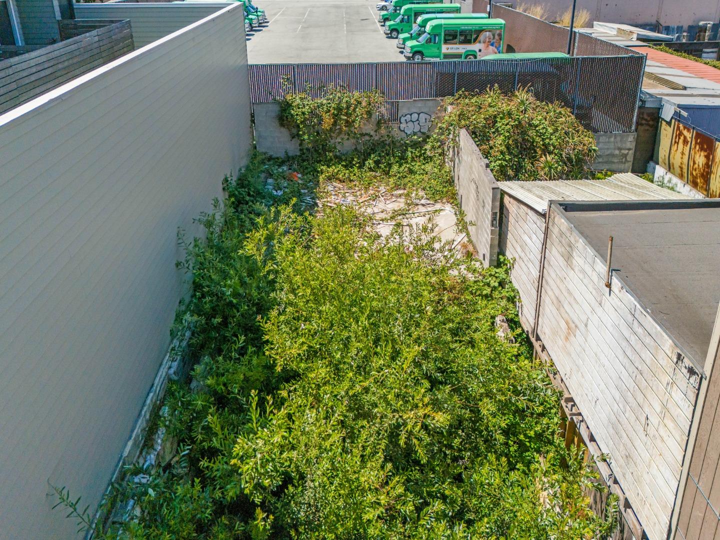 Detail Gallery Image 7 of 21 For 4128 3rd St, San Francisco,  CA 94124 - – Beds | – Baths
