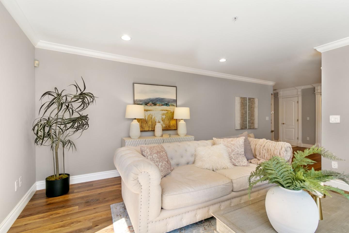 Detail Gallery Image 15 of 30 For 1499 Oak Grove Ave #202,  Burlingame,  CA 94010 - 2 Beds | 2 Baths