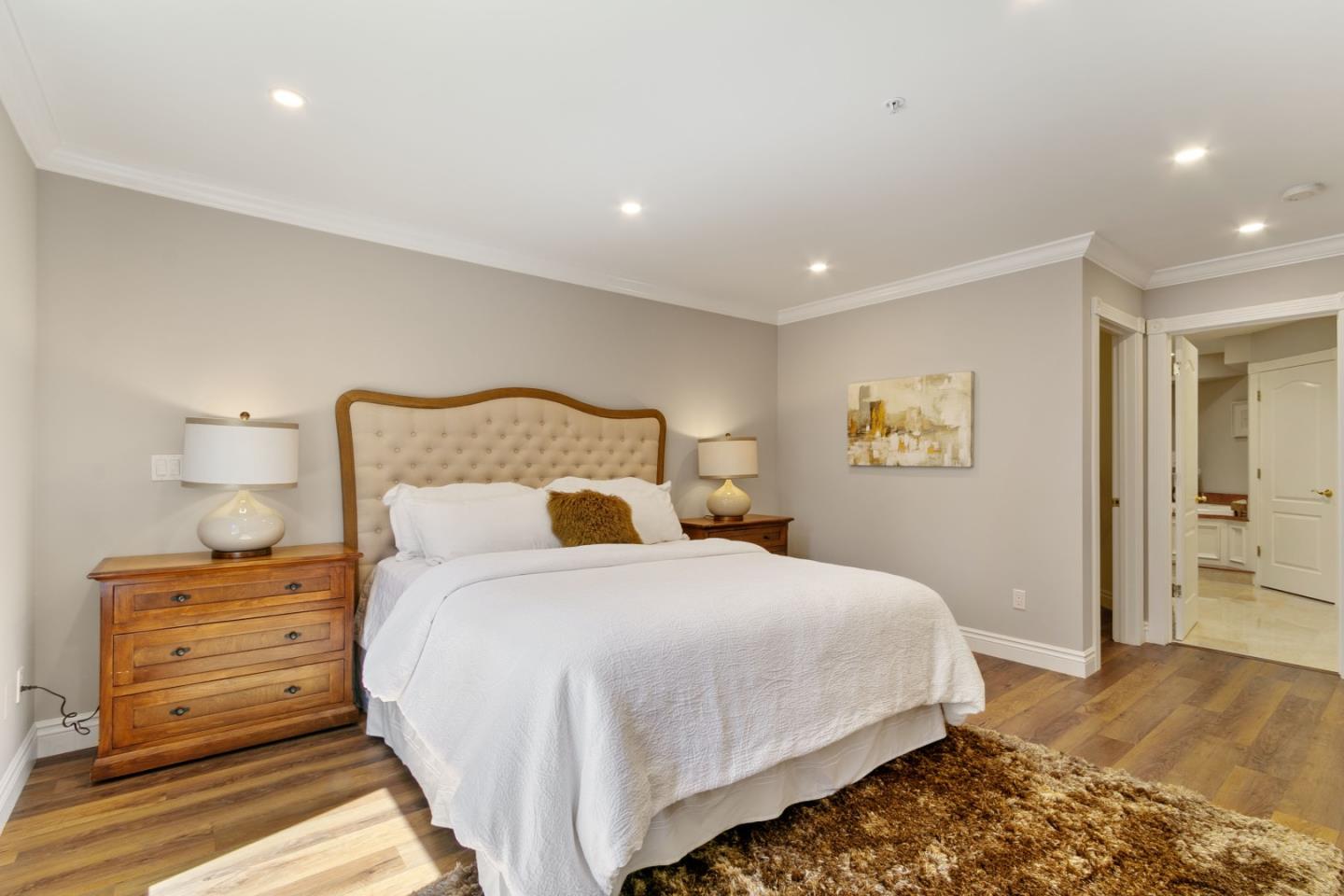 Detail Gallery Image 20 of 30 For 1499 Oak Grove Ave #202,  Burlingame,  CA 94010 - 2 Beds | 2 Baths