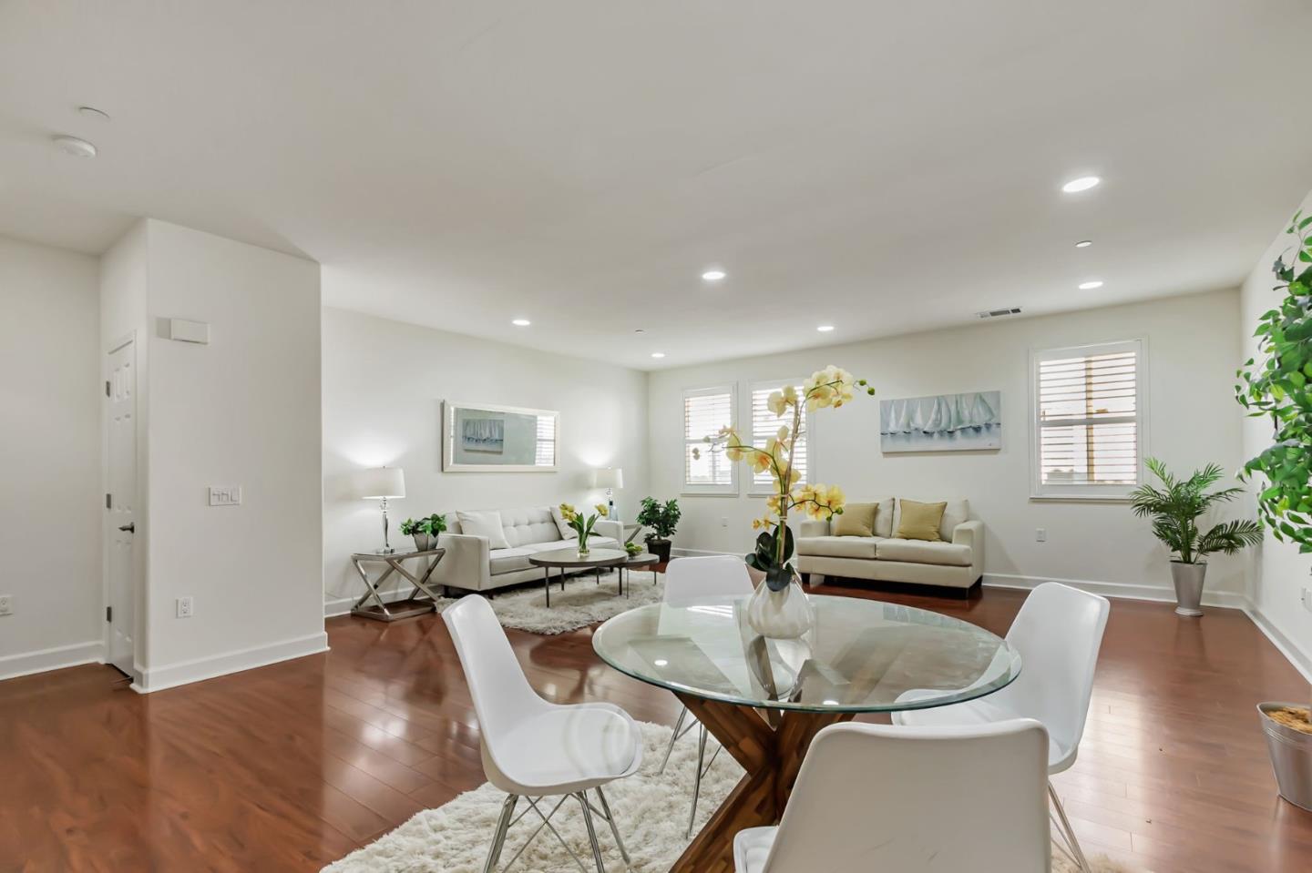 Detail Gallery Image 11 of 36 For 1142 Mente Linda Loop, Milpitas,  CA 95035 - 3 Beds | 2/1 Baths
