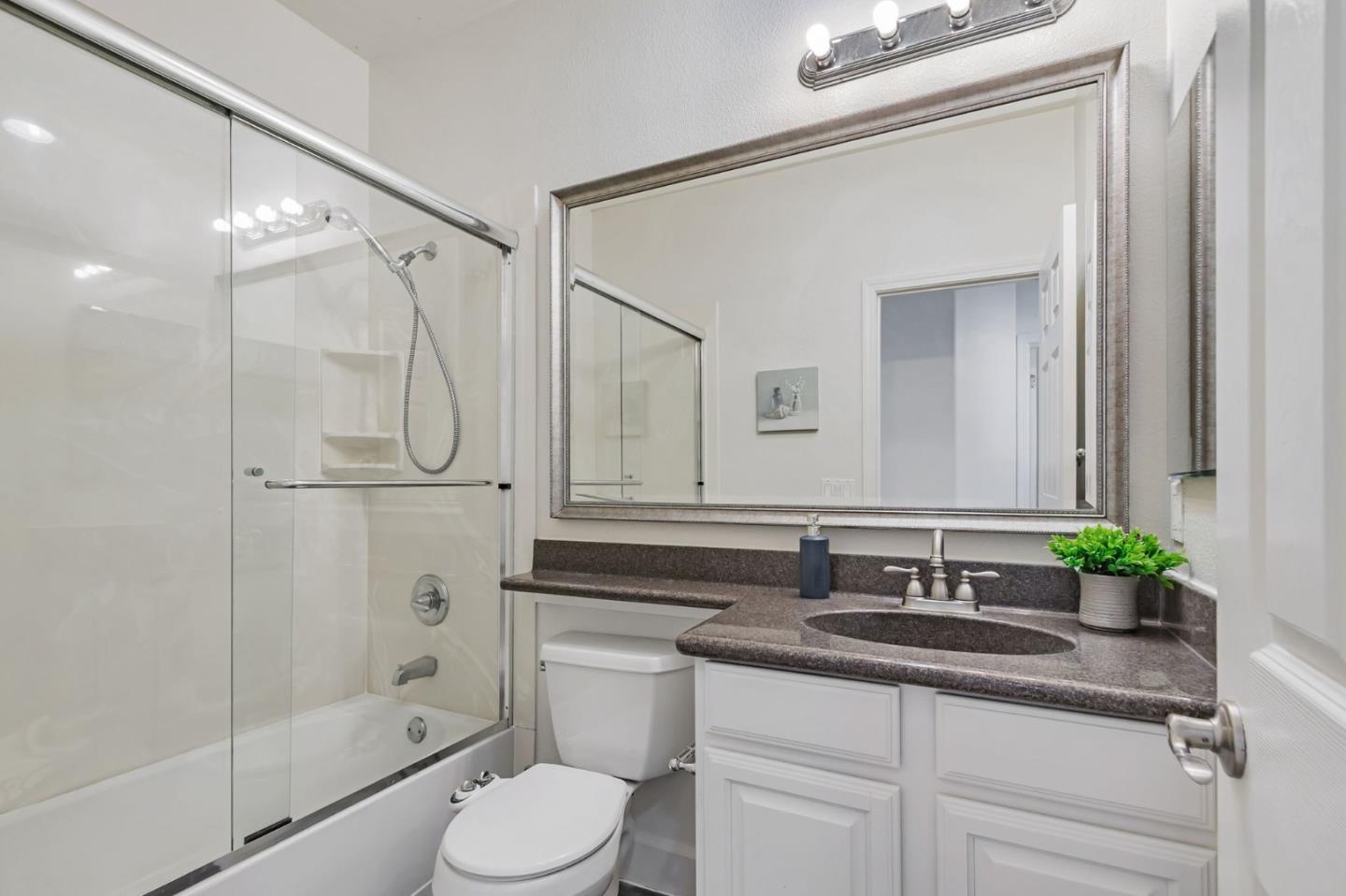Detail Gallery Image 25 of 36 For 1142 Mente Linda Loop, Milpitas,  CA 95035 - 3 Beds | 2/1 Baths