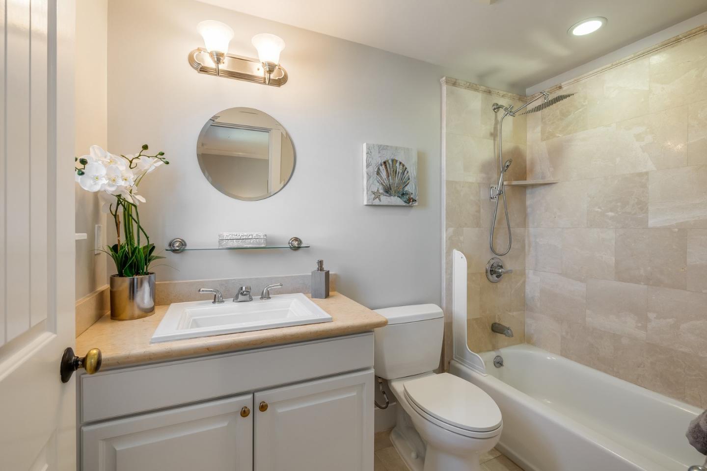 Detail Gallery Image 16 of 32 For 1705 Palm Ave #19,  San Mateo,  CA 94402 - 2 Beds | 2/1 Baths