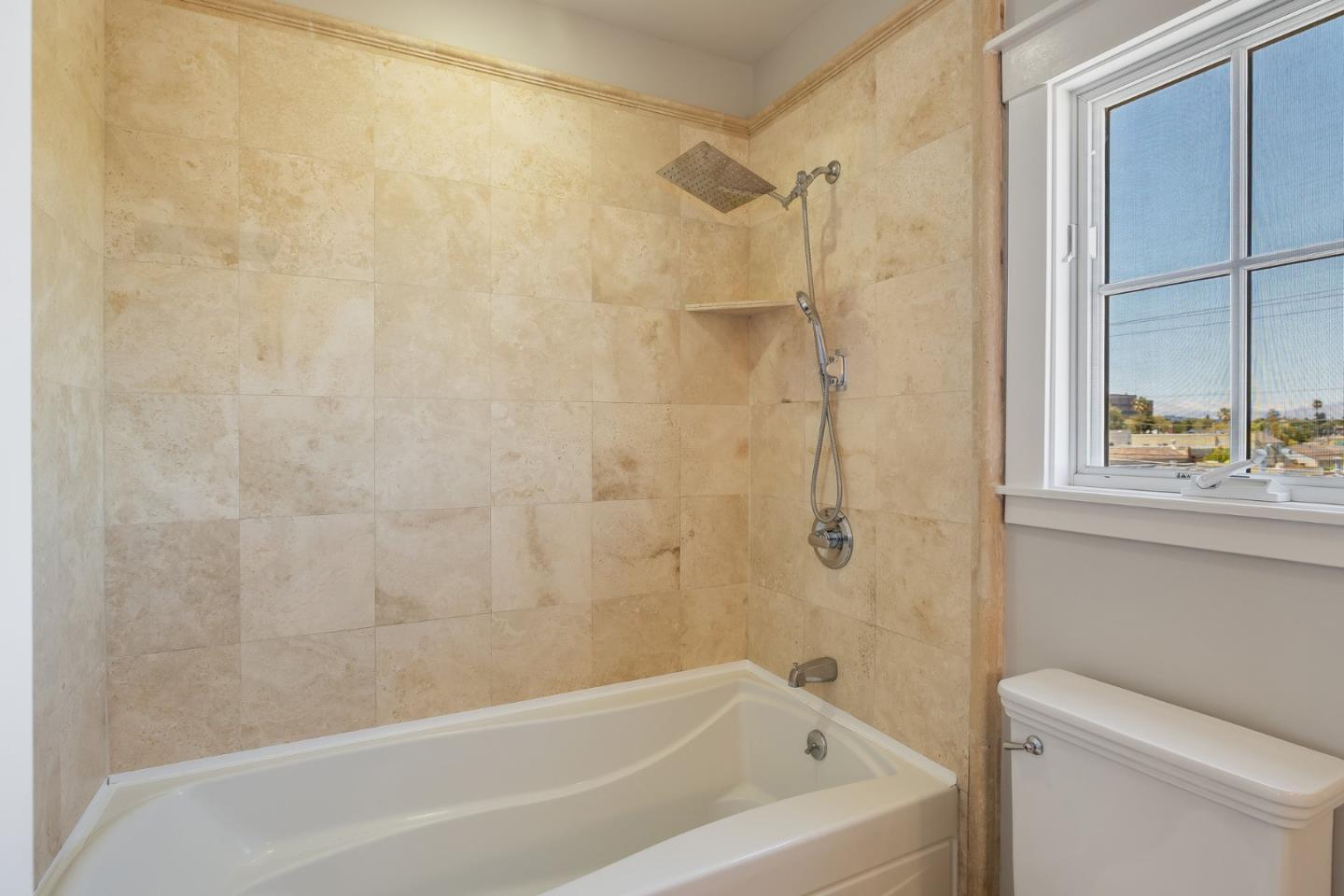 Detail Gallery Image 25 of 32 For 1705 Palm Ave #19,  San Mateo,  CA 94402 - 2 Beds | 2/1 Baths