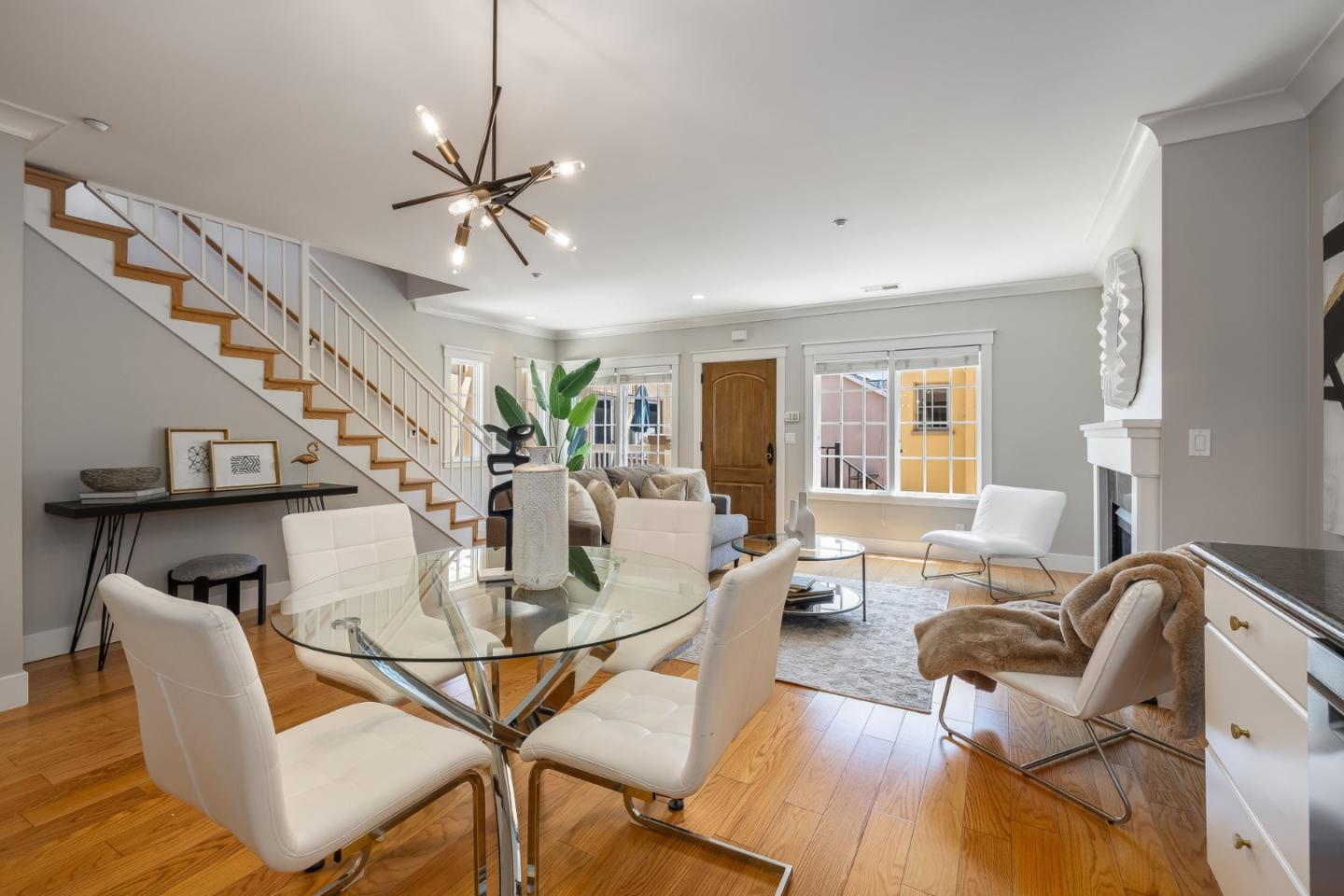 Detail Gallery Image 7 of 32 For 1705 Palm Ave #19,  San Mateo,  CA 94402 - 2 Beds | 2/1 Baths