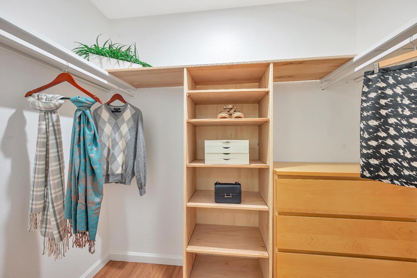 Detail Gallery Image 5 of 11 For 8150 Shelter Creek Ln, San Bruno,  CA 94066 - 0 Beds | 1 Baths