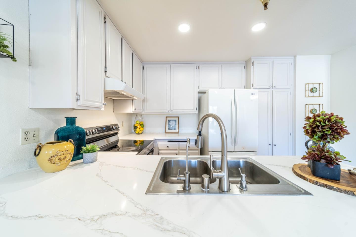 Detail Gallery Image 20 of 29 For 281 Hackamore Cmn, Fremont,  CA 94539 - 3 Beds | 2 Baths