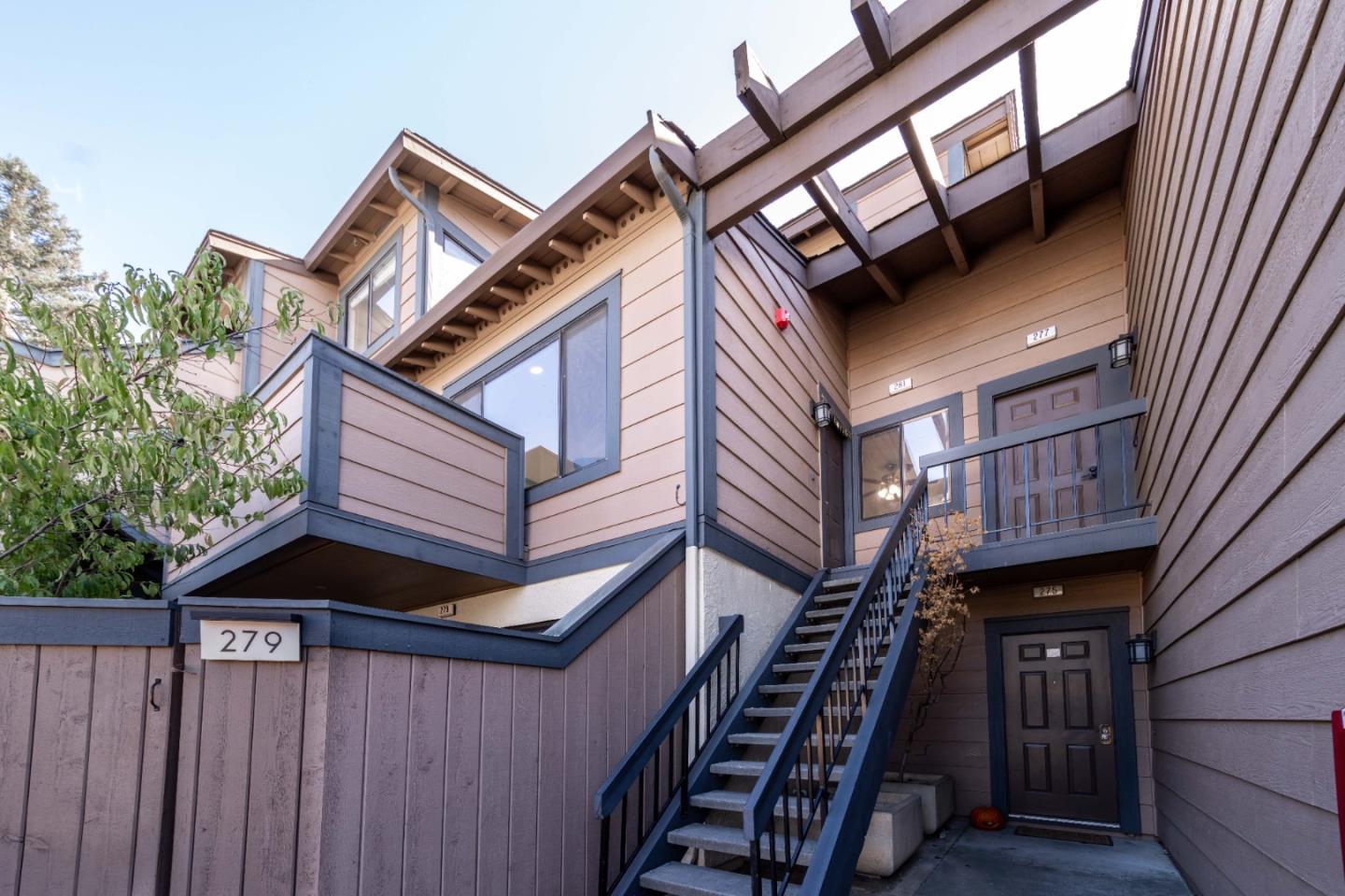 Detail Gallery Image 22 of 29 For 281 Hackamore Cmn, Fremont,  CA 94539 - 3 Beds | 2 Baths