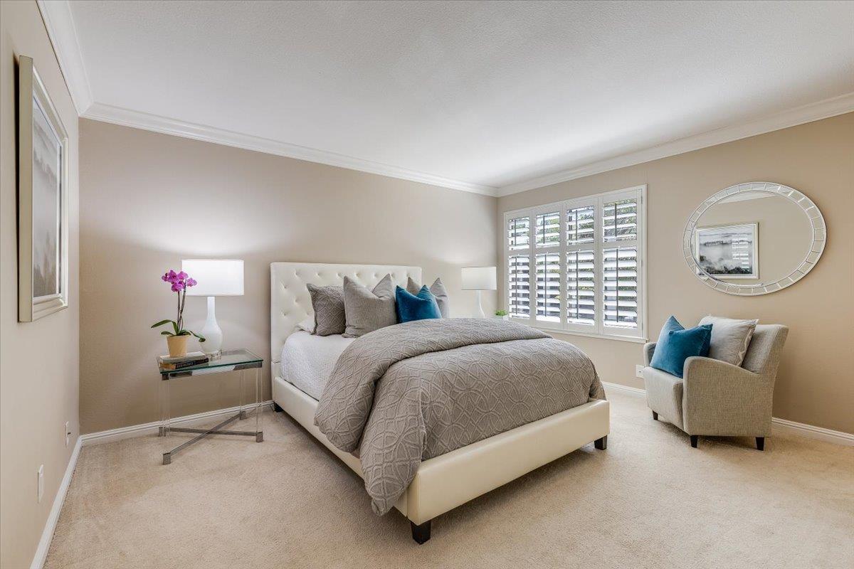 Detail Gallery Image 11 of 22 For 3392 Brittan Ave #4,  San Carlos,  CA 94070 - 3 Beds | 2 Baths