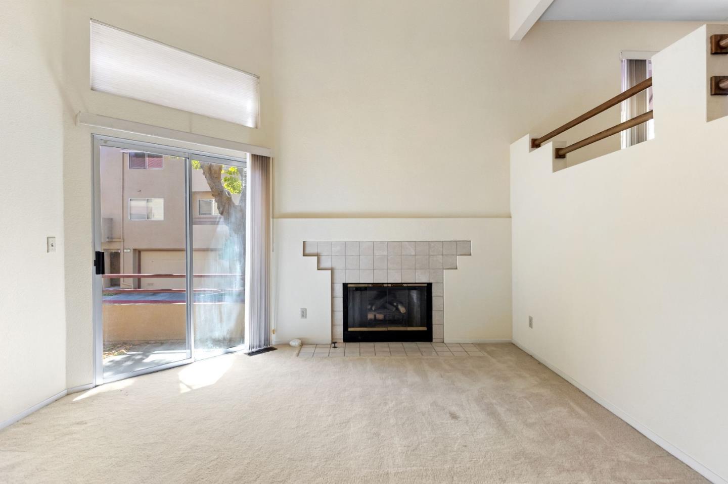 Detail Gallery Image 10 of 47 For 210 Commons Ln, Foster City,  CA 94404 - 2 Beds | 2 Baths