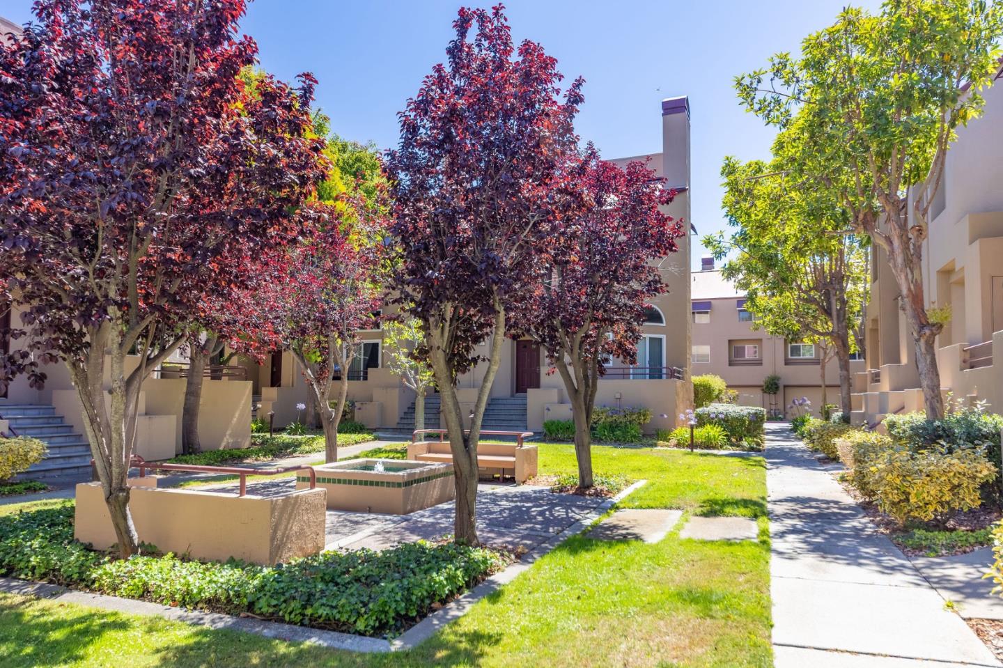 Detail Gallery Image 2 of 47 For 210 Commons Ln, Foster City,  CA 94404 - 2 Beds | 2 Baths