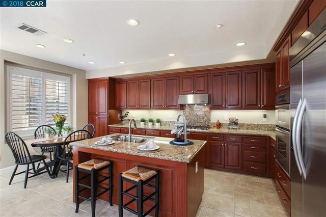 Detail Gallery Image 12 of 40 For 6130 Yardley Ln, San Ramon,  CA 94582 - 5 Beds | 3 Baths