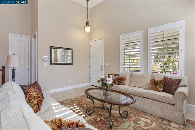 Detail Gallery Image 22 of 40 For 6130 Yardley Ln, San Ramon,  CA 94582 - 5 Beds | 3 Baths