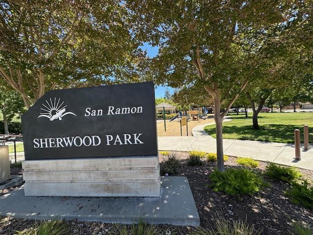 Detail Gallery Image 29 of 40 For 6130 Yardley Ln, San Ramon,  CA 94582 - 5 Beds | 3 Baths