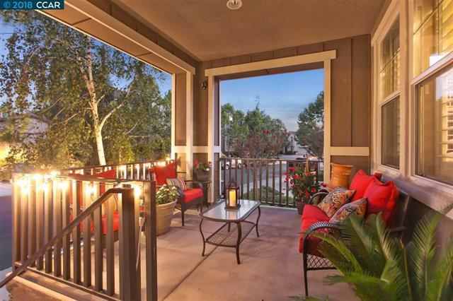 Detail Gallery Image 5 of 40 For 6130 Yardley Ln, San Ramon,  CA 94582 - 5 Beds | 3 Baths