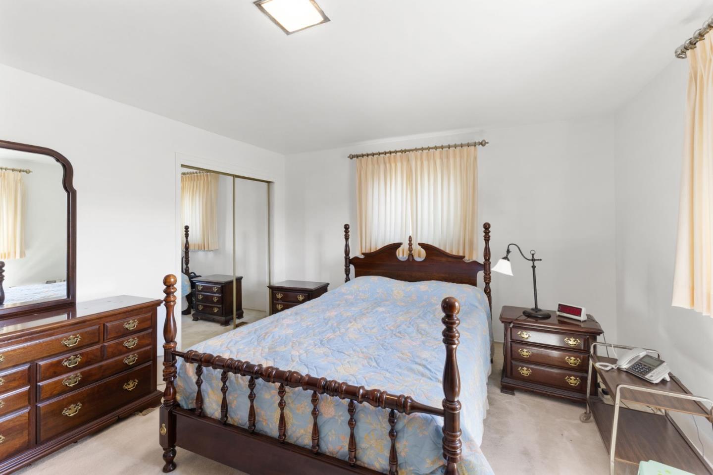Detail Gallery Image 17 of 52 For 31 Spruce St, Millbrae,  CA 94030 - 5 Beds | 2/1 Baths