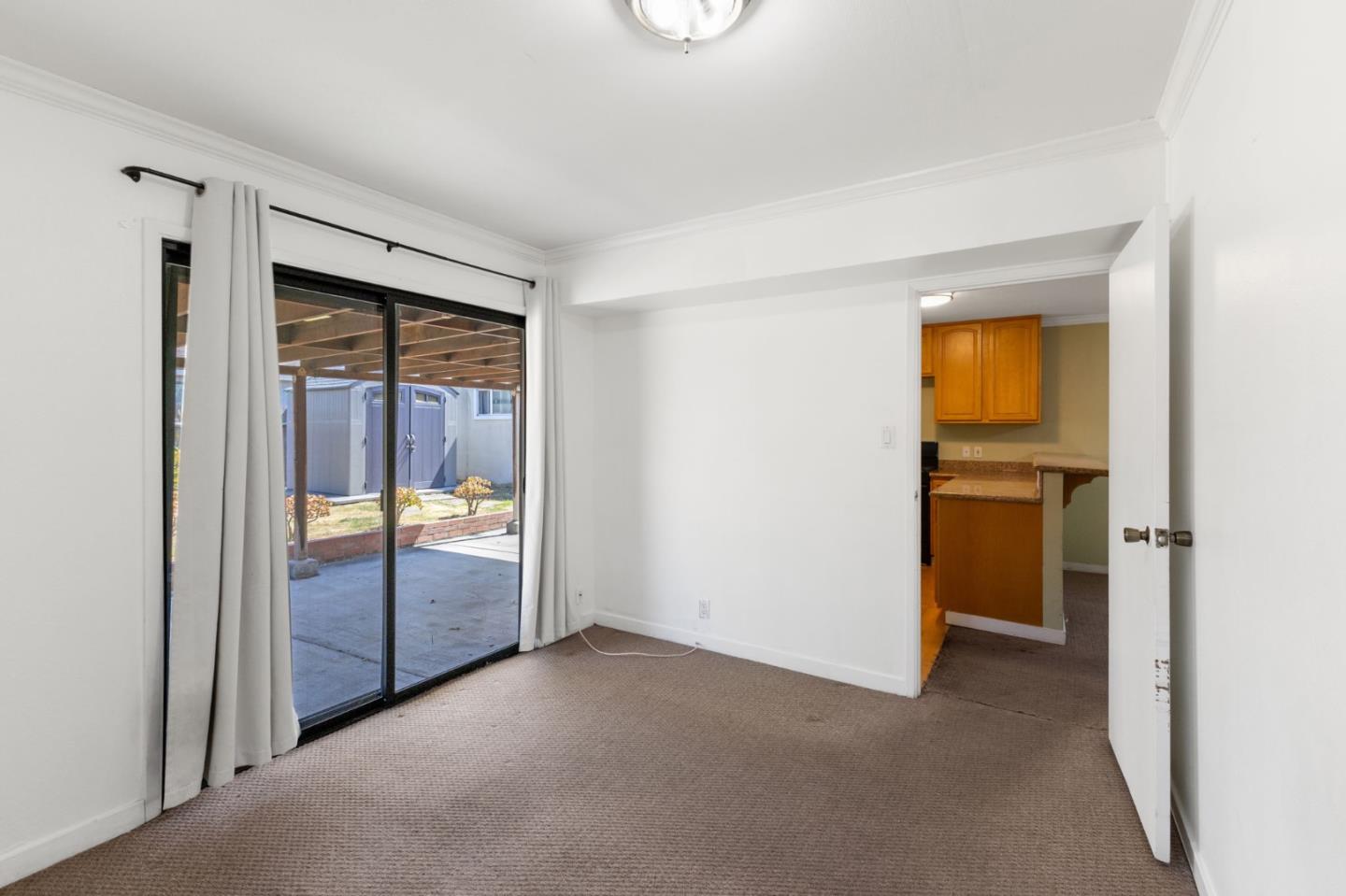 Detail Gallery Image 40 of 52 For 31 Spruce St, Millbrae,  CA 94030 - 5 Beds | 2/1 Baths