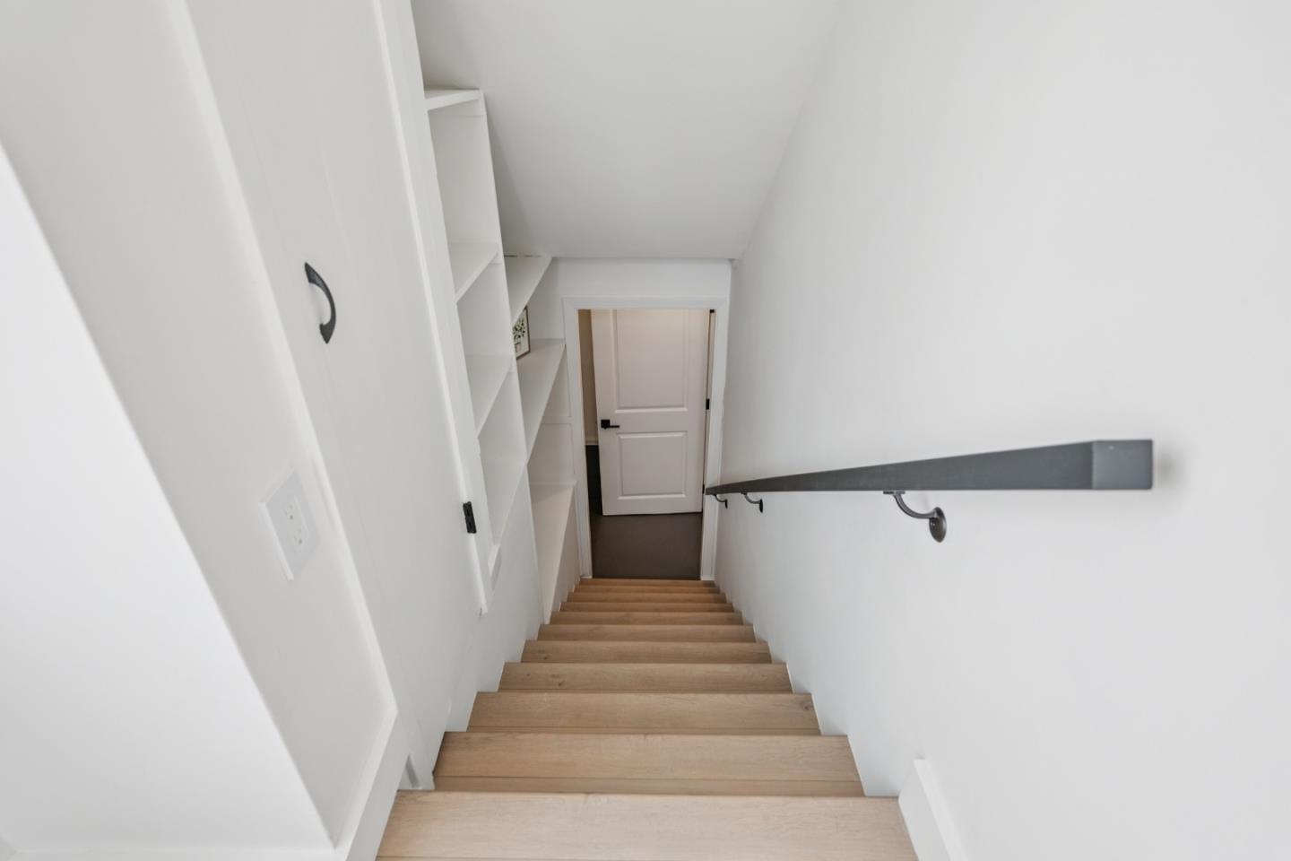Detail Gallery Image 14 of 24 For 3530 Santiago St, San Francisco,  CA 94116 - 2 Beds | 2 Baths