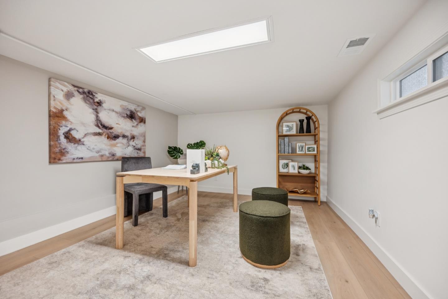 Detail Gallery Image 17 of 24 For 3530 Santiago St, San Francisco,  CA 94116 - 2 Beds | 2 Baths