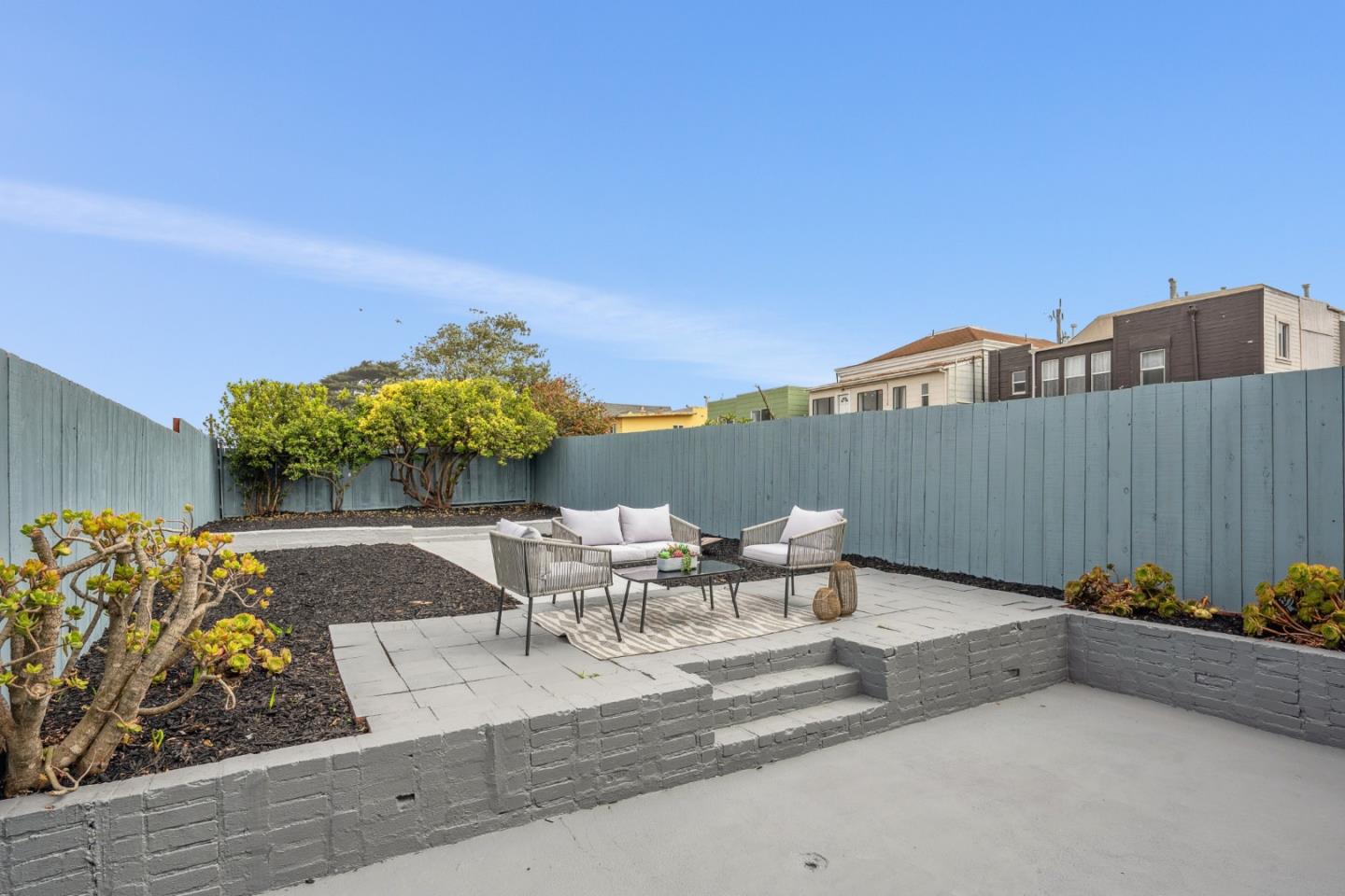Detail Gallery Image 22 of 24 For 3530 Santiago St, San Francisco,  CA 94116 - 2 Beds | 2 Baths