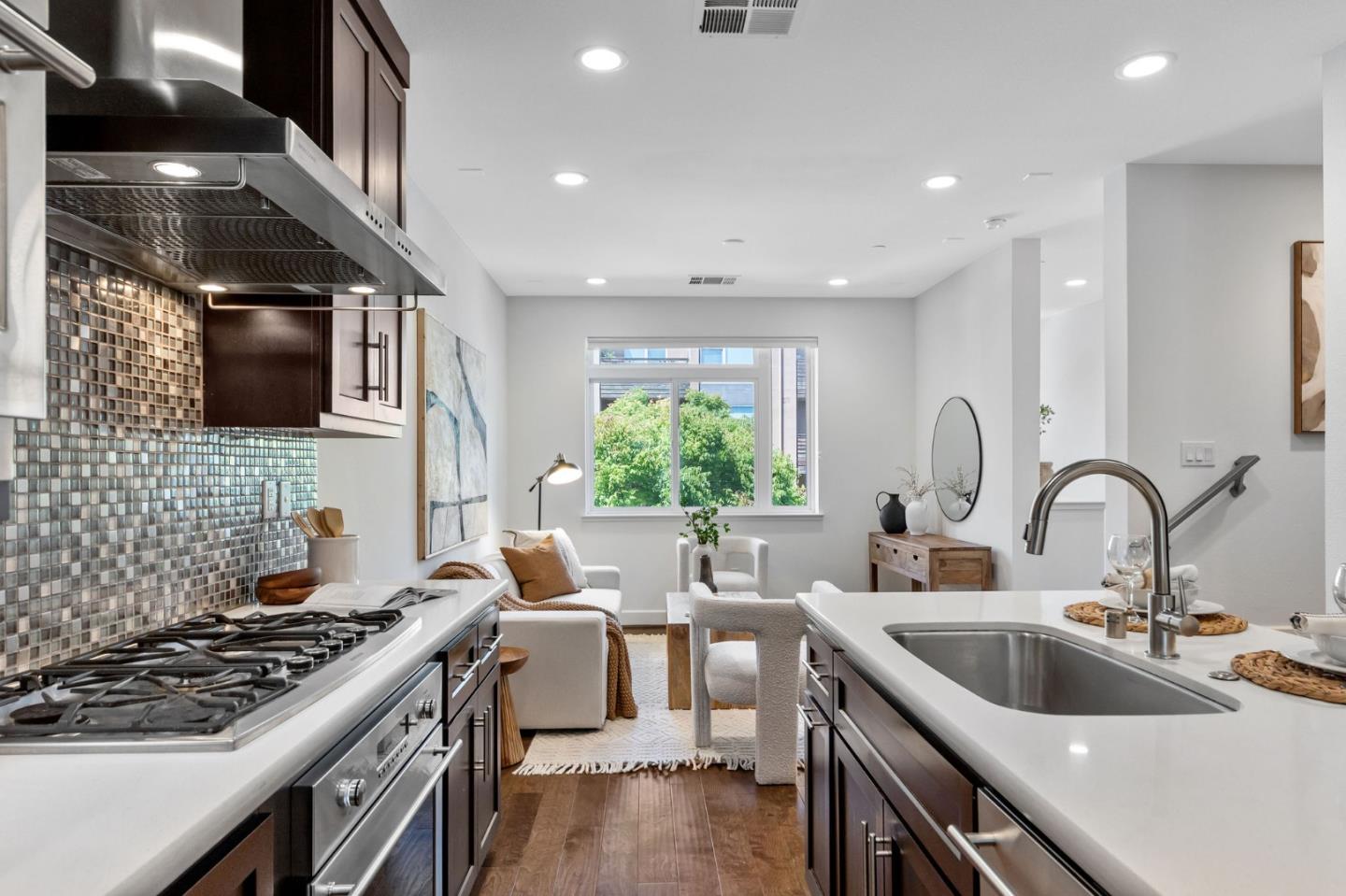 Detail Gallery Image 10 of 63 For 3039 Baze Rd, San Mateo,  CA 94403 - 4 Beds | 4 Baths