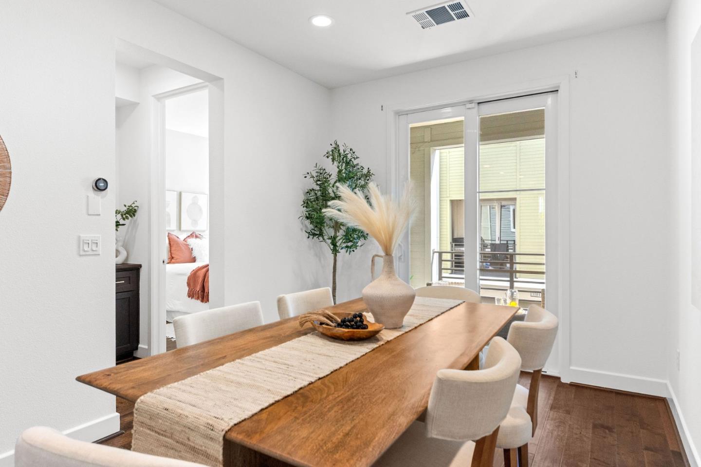 Detail Gallery Image 17 of 63 For 3039 Baze Rd, San Mateo,  CA 94403 - 4 Beds | 4 Baths