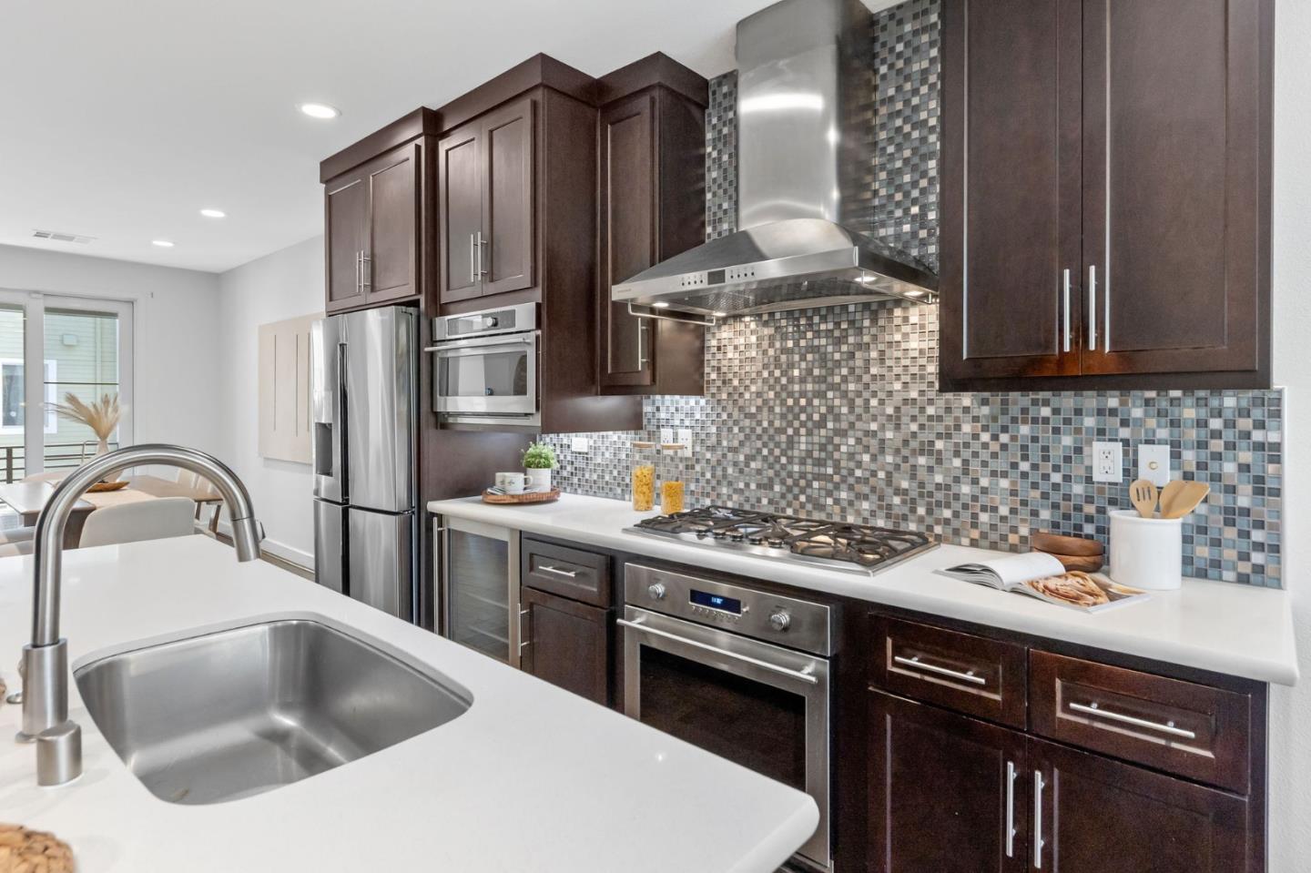 Detail Gallery Image 9 of 63 For 3039 Baze Rd, San Mateo,  CA 94403 - 4 Beds | 4 Baths