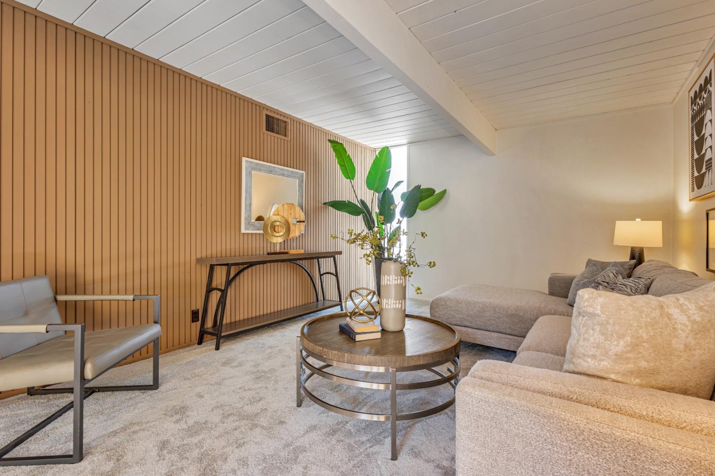 Detail Gallery Image 11 of 34 For 1664 Eleanor Dr, San Mateo,  CA 94402 - 4 Beds | 2 Baths