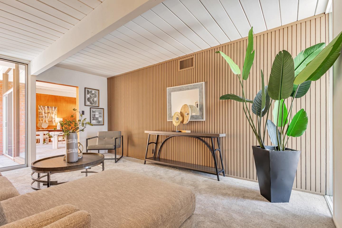 Detail Gallery Image 12 of 34 For 1664 Eleanor Dr, San Mateo,  CA 94402 - 4 Beds | 2 Baths