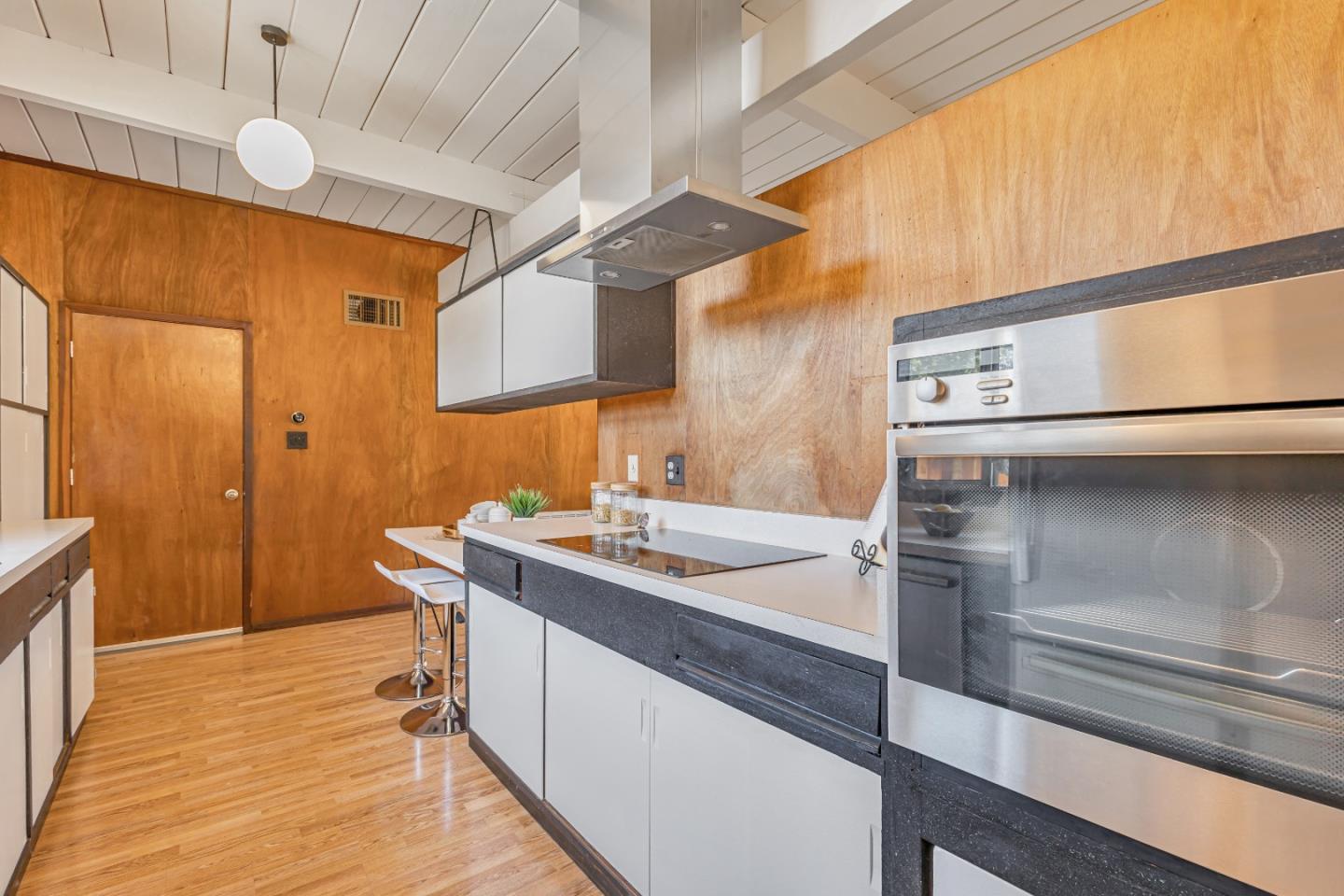 Detail Gallery Image 15 of 34 For 1664 Eleanor Dr, San Mateo,  CA 94402 - 4 Beds | 2 Baths