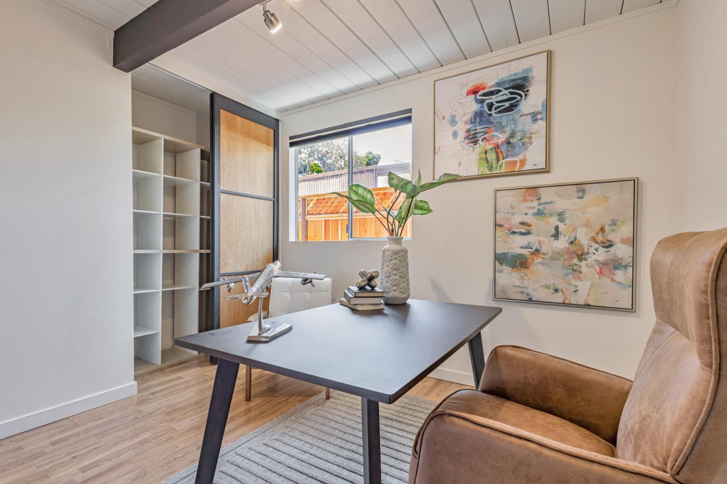 Detail Gallery Image 20 of 34 For 1664 Eleanor Dr, San Mateo,  CA 94402 - 4 Beds | 2 Baths