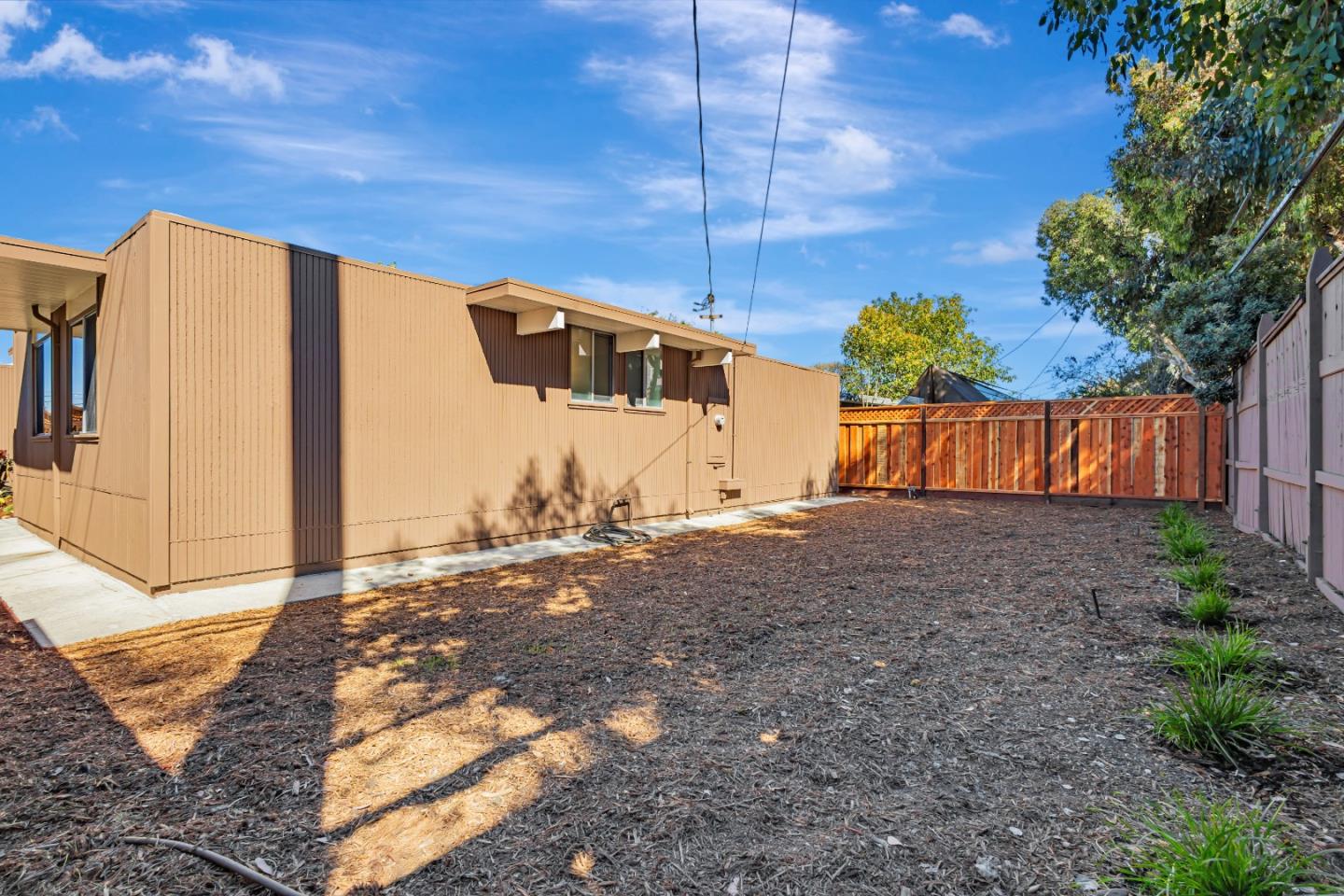Detail Gallery Image 34 of 34 For 1664 Eleanor Dr, San Mateo,  CA 94402 - 4 Beds | 2 Baths