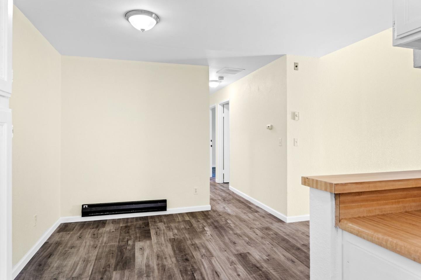 Detail Gallery Image 18 of 37 For 847 Woodside Way #218,  San Mateo,  CA 94401 - 2 Beds | 1 Baths