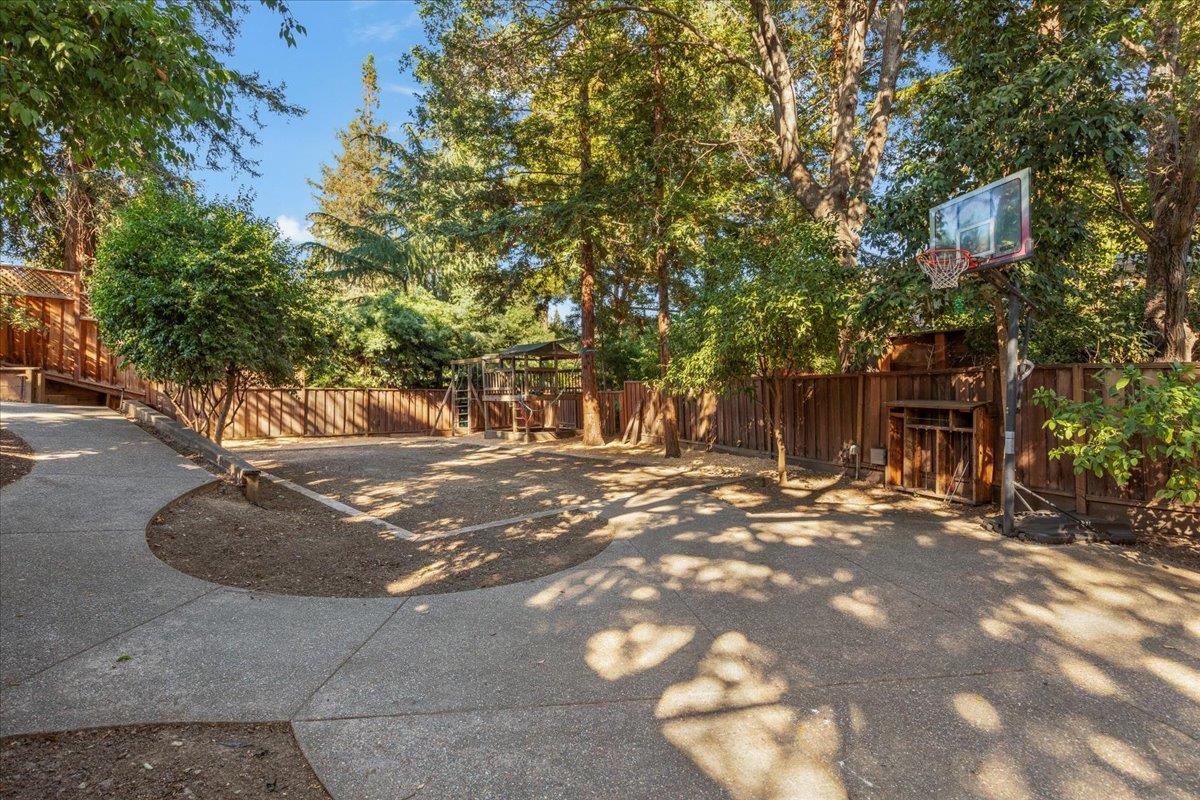 Detail Gallery Image 47 of 52 For 1524 Santa Maria Ave, San Jose,  CA 95125 - 4 Beds | 2/1 Baths