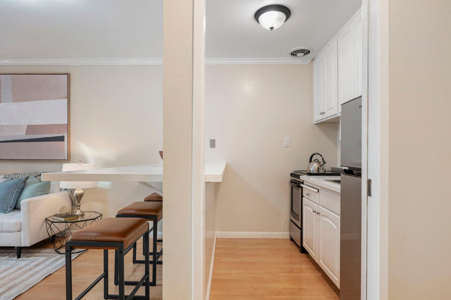 Detail Gallery Image 12 of 39 For 928 Peninsula Ave #210,  San Mateo,  CA 94401 - 0 Beds | 1 Baths