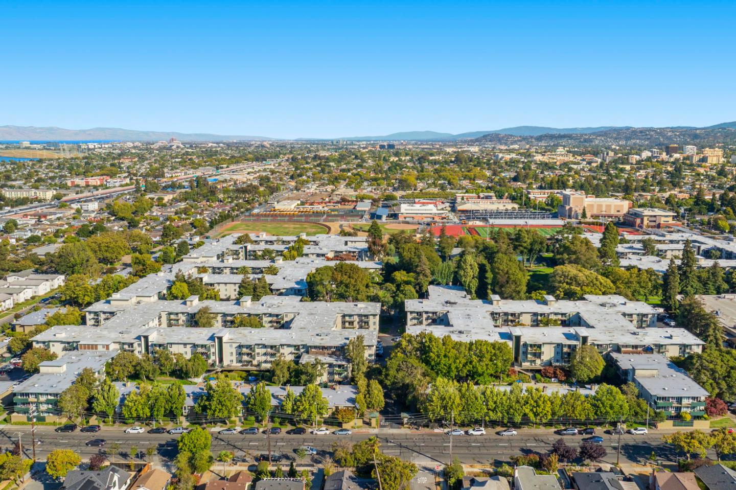 Detail Gallery Image 36 of 39 For 928 Peninsula Ave #210,  San Mateo,  CA 94401 - 0 Beds | 1 Baths