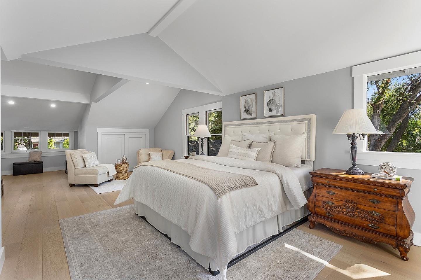 Detail Gallery Image 16 of 46 For 14275 Saratoga Ave, Saratoga,  CA 95070 - 6 Beds | 4 Baths