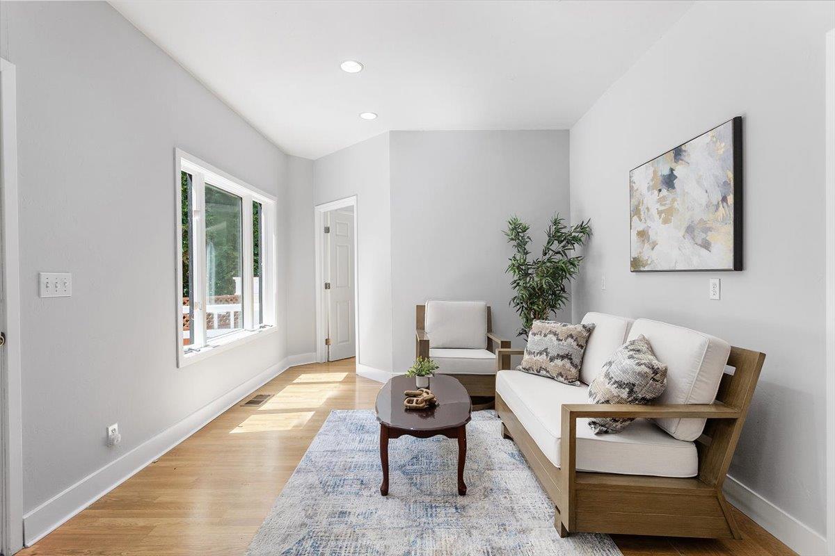 Detail Gallery Image 20 of 46 For 14275 Saratoga Ave, Saratoga,  CA 95070 - 6 Beds | 4 Baths