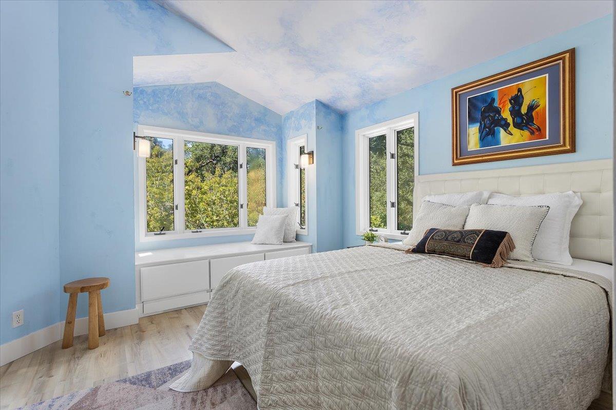 Detail Gallery Image 25 of 46 For 14275 Saratoga Ave, Saratoga,  CA 95070 - 6 Beds | 4 Baths
