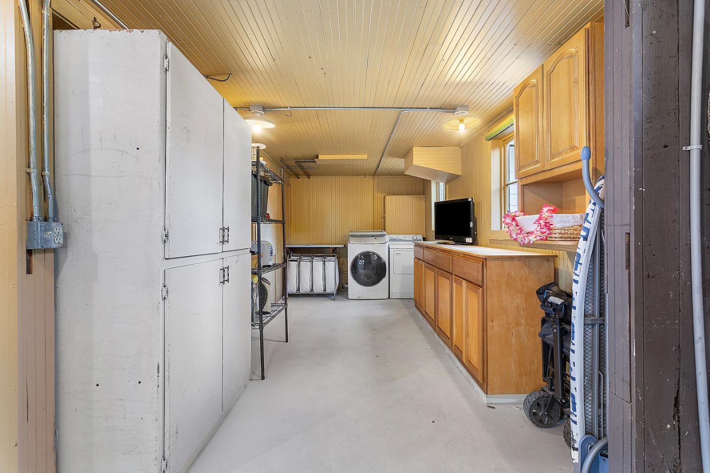 Detail Gallery Image 33 of 46 For 14275 Saratoga Ave, Saratoga,  CA 95070 - 6 Beds | 4 Baths