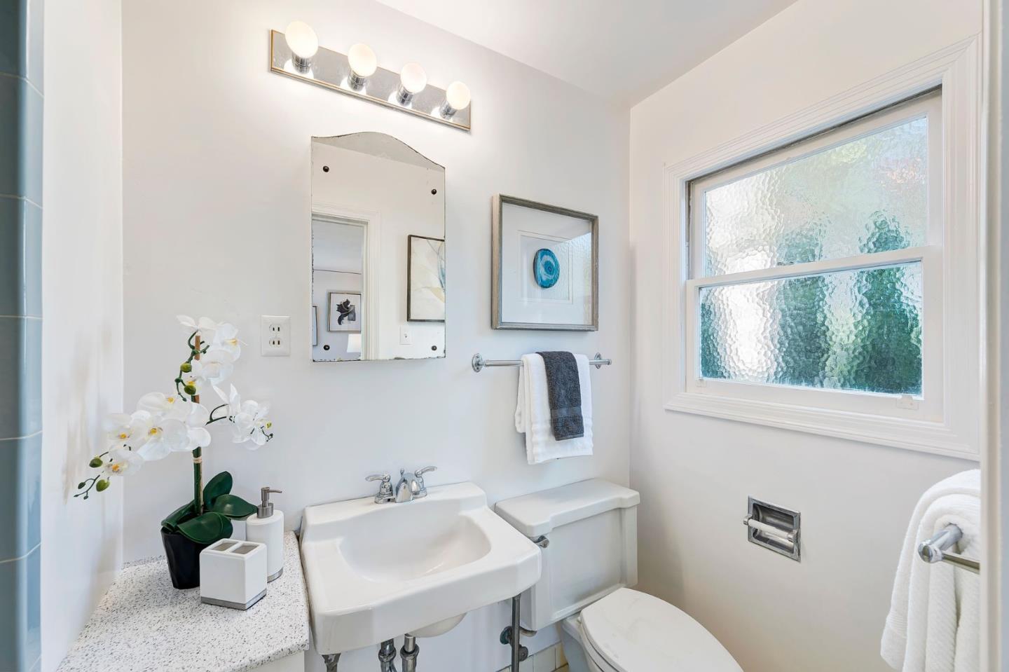 Detail Gallery Image 26 of 54 For 755 Nevada Ave, San Mateo,  CA 94402 - 4 Beds | 3 Baths