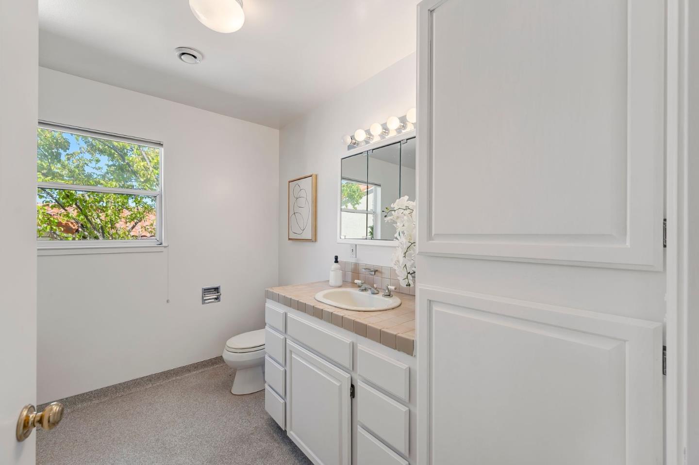 Detail Gallery Image 37 of 54 For 755 Nevada Ave, San Mateo,  CA 94402 - 4 Beds | 3 Baths