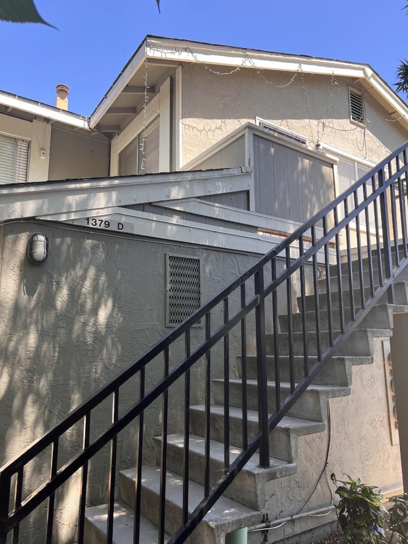Detail Gallery Image 3 of 27 For 1379 Mcquesten Dr #D,  San Jose,  CA 95122 - 2 Beds | 1 Baths