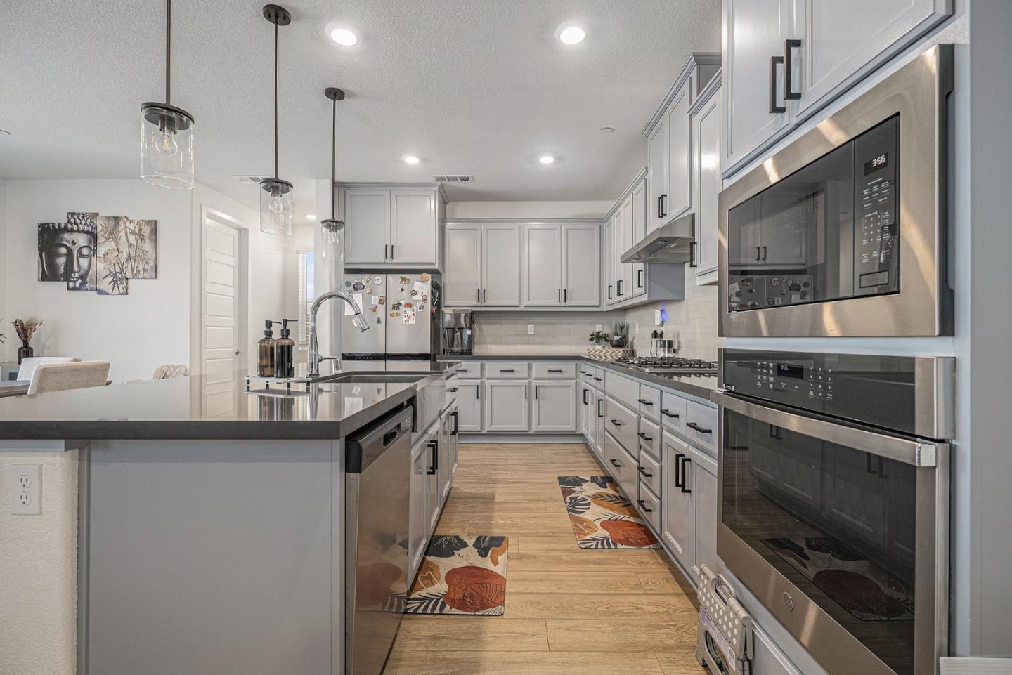 Detail Gallery Image 10 of 38 For 5485 Spring Mountain Ln, Antioch,  CA 94531 - 4 Beds | 3 Baths