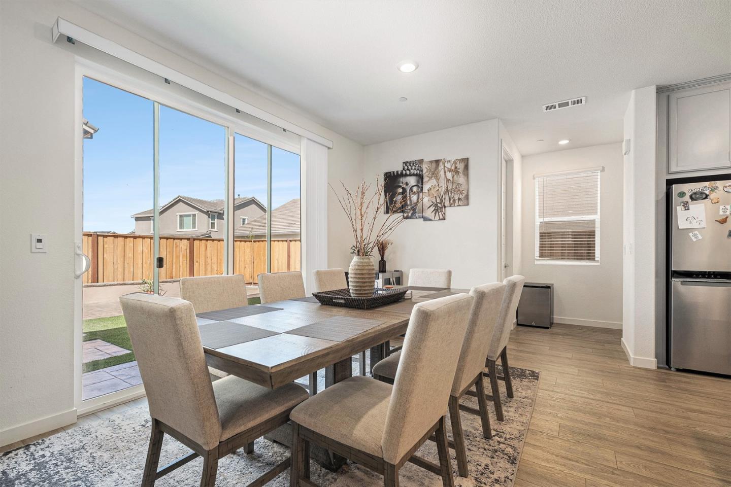 Detail Gallery Image 7 of 38 For 5485 Spring Mountain Ln, Antioch,  CA 94531 - 4 Beds | 3 Baths